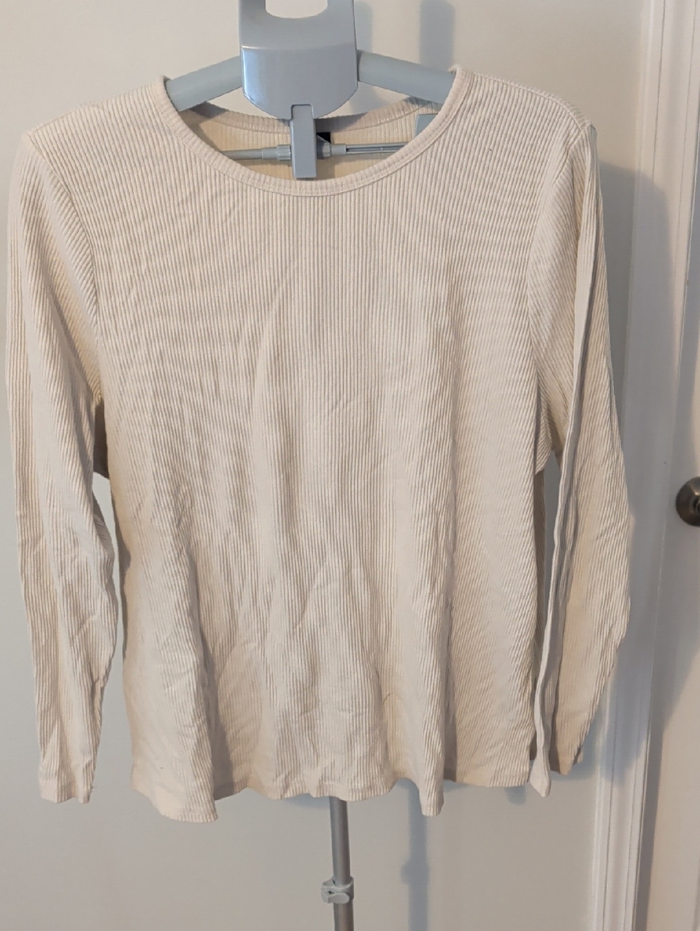 Old Navy Cream Ribbed Long-Sleeve Crewneck Top